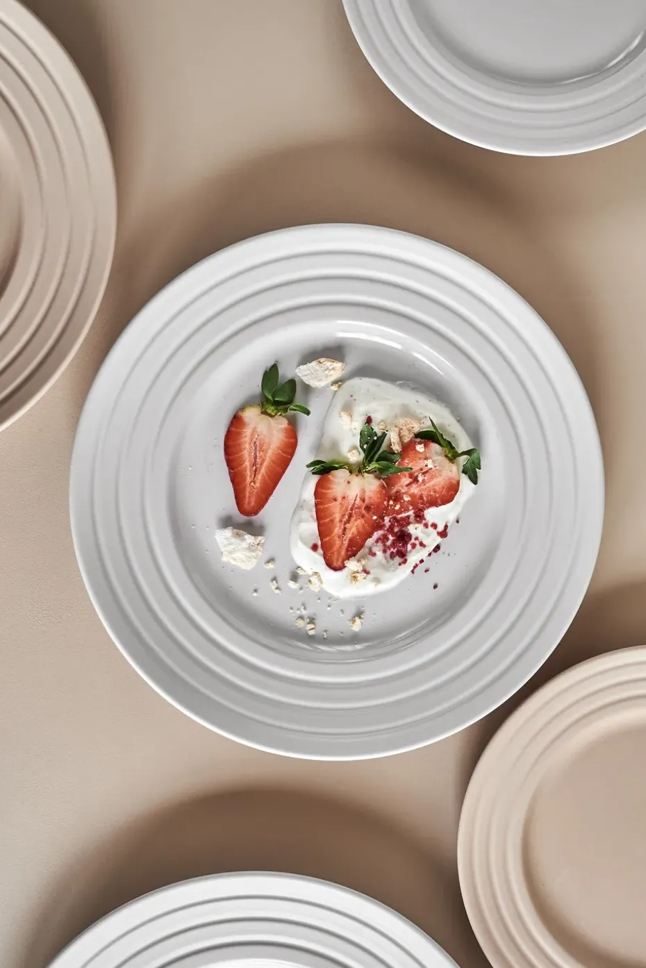 6 Platos Lines Ø27 cm, blanco