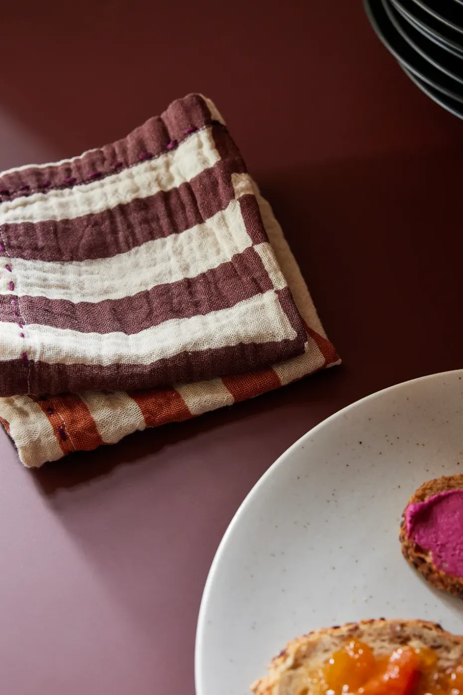 2 Servilletas de algodón Striped 30x30 cm, Burgundy