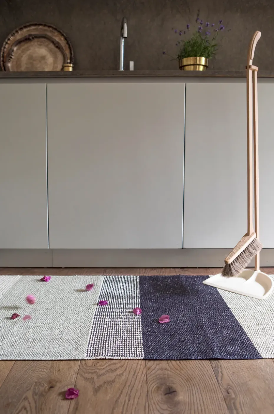 Afombra de plástico Seasons 70x200 cm, berry (rosa/morado)