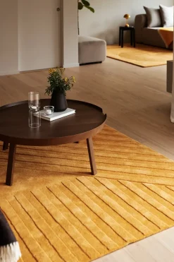 Alfombra de lana Levels stripes amarillo, 170x240 cm