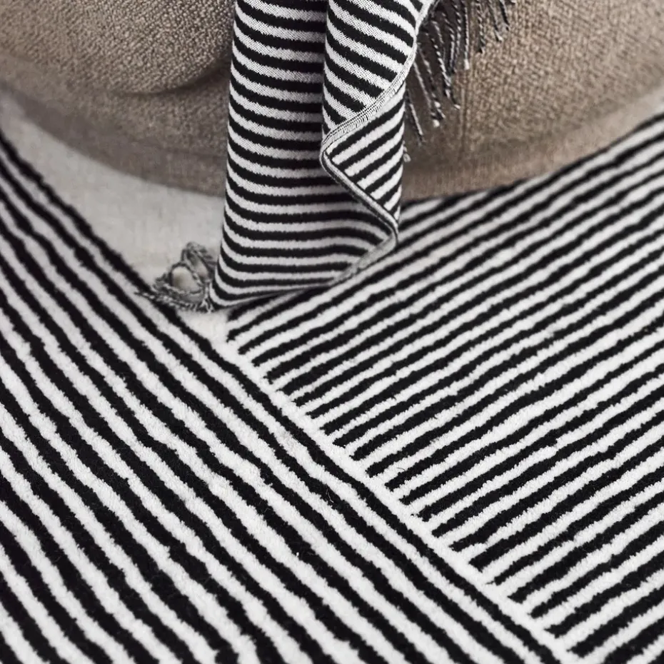Alfombra de lana Stripes blanco natural, 200x300 cm