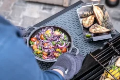 Alfombrilla antideslizante de silicona Zwilling BBQ+ 45x31 cm, Gris