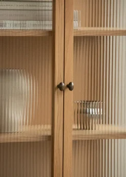 Armario con puertas de vidrio Curiosity glasdörr 168 cm, Oak