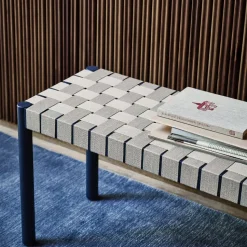 Banco Betty TK5, Black, asiento de banda de lino trenzada natural