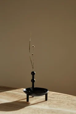 Bol Nagel, negro