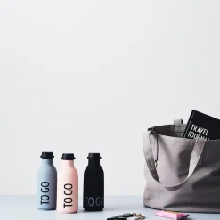 Botella TO GO Design Letters, Negro