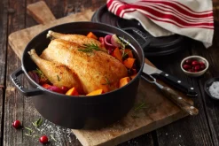 Cacerola de hierro fundido Staub La Cocotte redonda 1,2 L, Negro