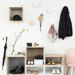 Colgador de pared The Dots, mediano, roble