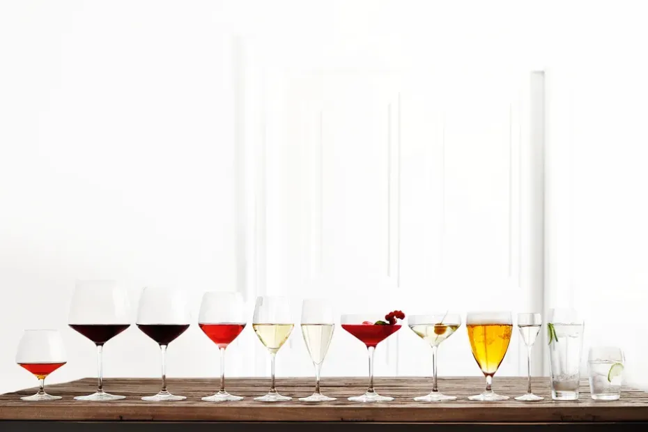 Copa de martini Perfection 29 cl, 6 unidades, Transparente