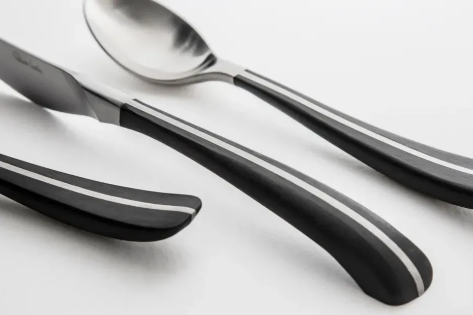 Cucharilla de té Contour, negro