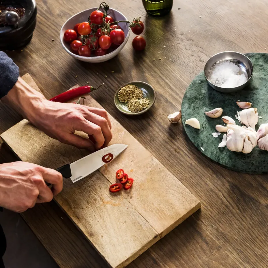 Cuchillo de chef Hard Edge 13,5 cm, acero inoxidable