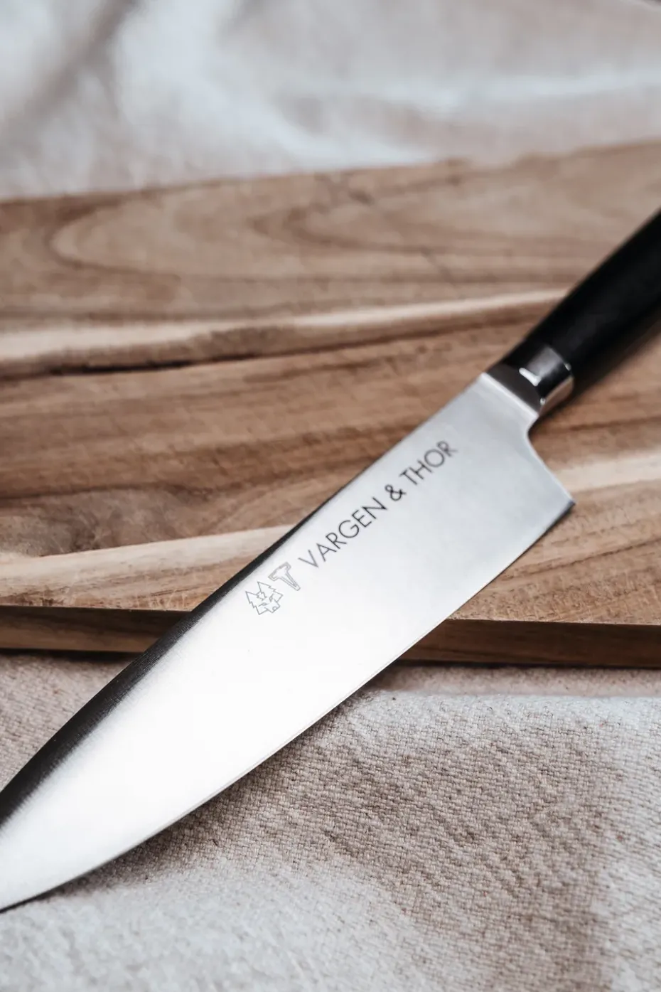 Cuchillo de chef Vargavinter 20 cm, Roy X