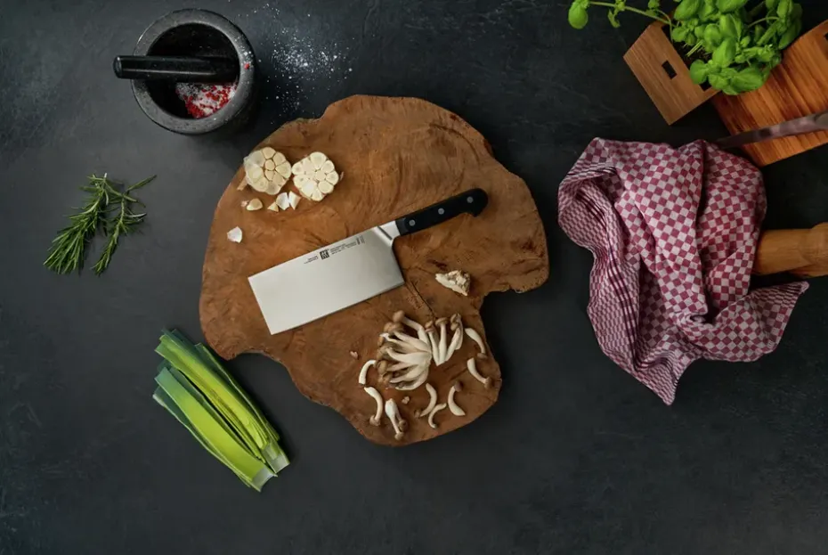 Cuchillo de chef Zwilling Pro chino, 18 cm