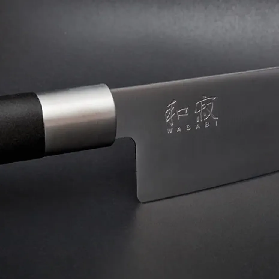 Cuchillo de uso general Kai Wasabi Black, 10 cm