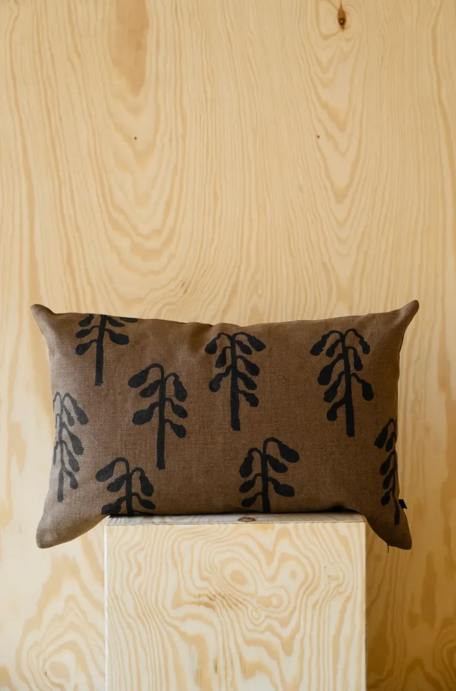 Funda de cojín Weeping birch 38x58 cm, Brown