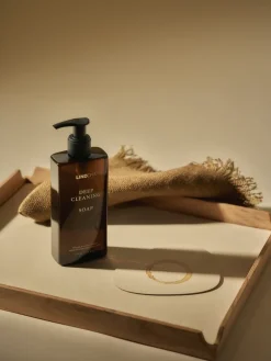 Jabón de limpieza profunda LIND DNA, 250 ml