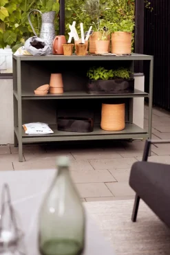 Kelia cocina de exterior con banco y estantes, Nordic green, 121x91x64 cm