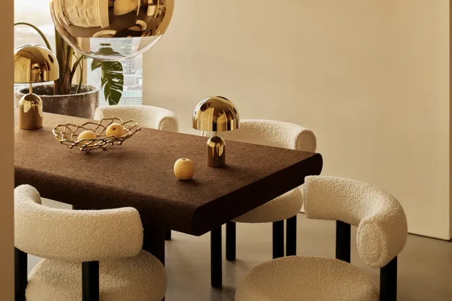Lámpara de mesa Bell Portable, Dorado