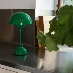 Lámpara de mesa Flowerpot portable VP9, Signal green