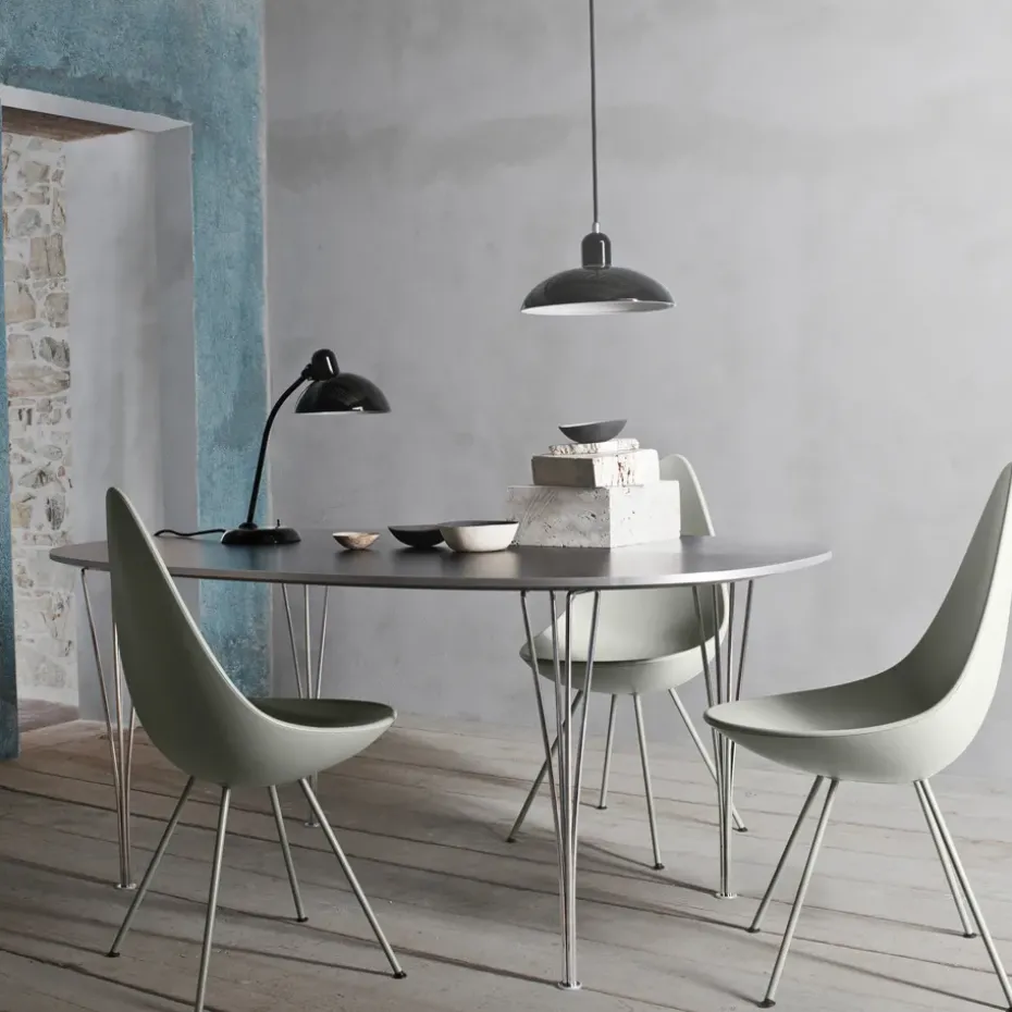 Lámpara de mesa Kaiser Idell 6556-T, Black
