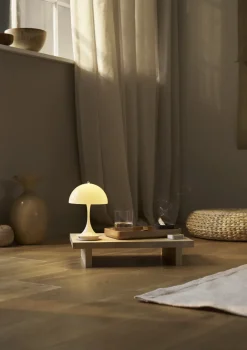 Lámpara de mesa Panthella 160 Portable v3, Opal beige