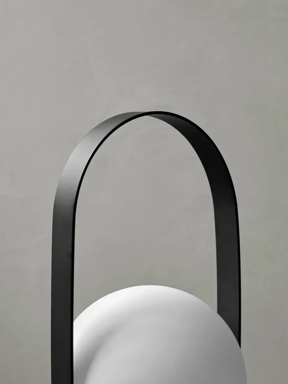 Lámpara de mesa portátil Carrie, Negro