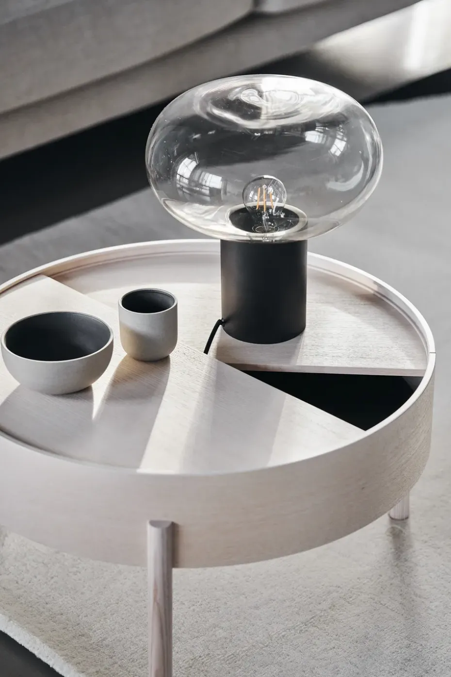 Lámpara de mesa Rising 35,5 cm, negro