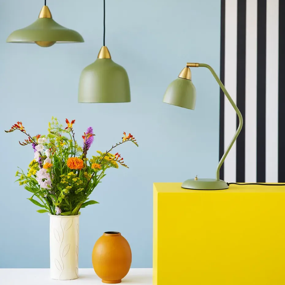 Lámpara de mesa Urban, matt olive (verde)