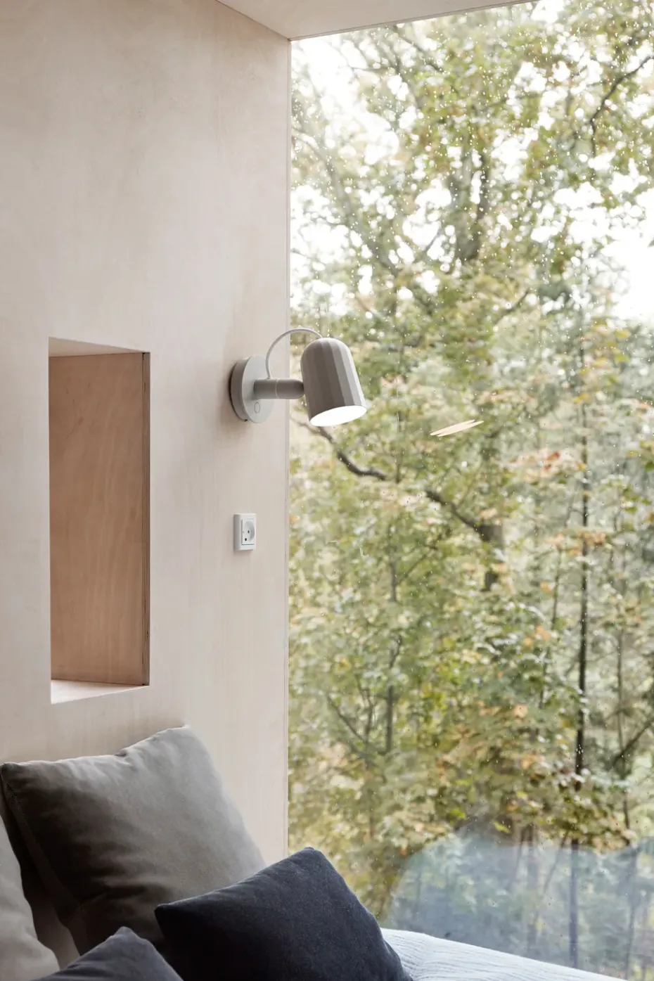 Lámpara de pared Noc wall button, Off white