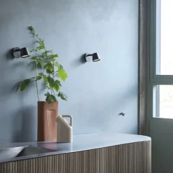 Lámpara de pared Tip, Black