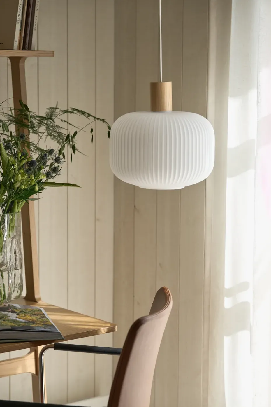 Lámpara de techo Fair Ø30 cm, Vidrio escarchado-fresno
