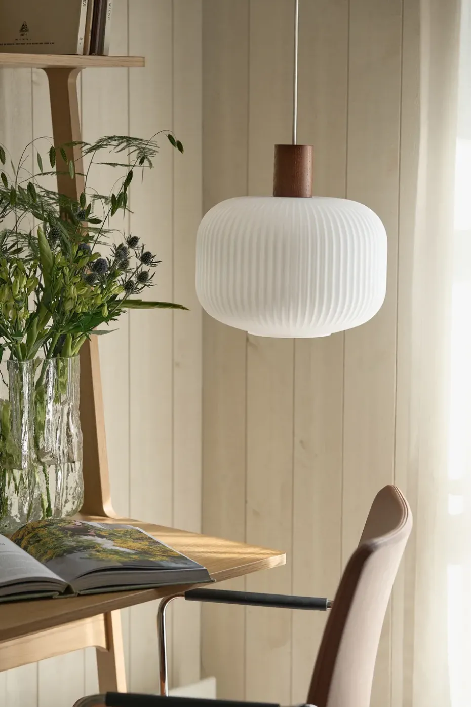 Lámpara de techo Fair Ø30 cm, Vidrio esmerilado-fresno teñido oscuro