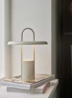 Lámpara LED portátil Pier 25 cm, arena