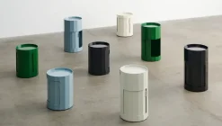 Mesa auxiliar Facet Cabinet high pies/ruedas 66 cm, Spinach green