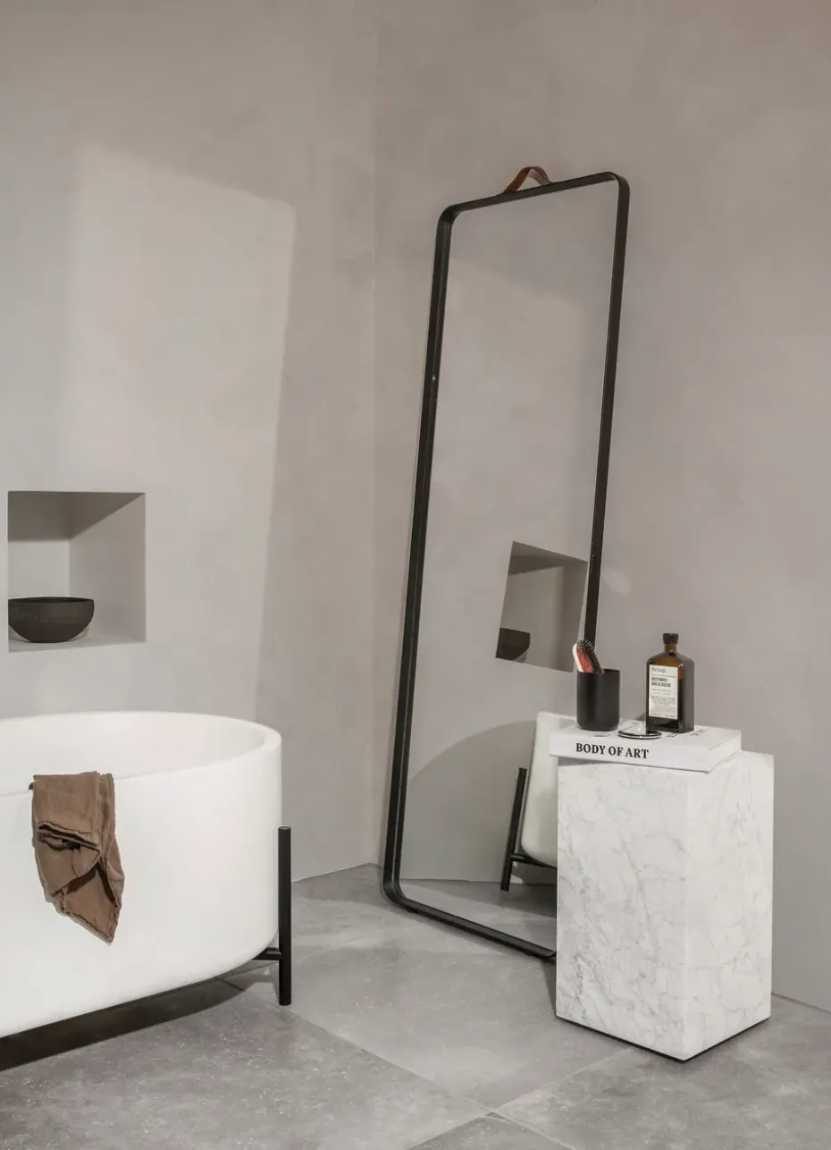 Mesa auxiliar Plinth tall 30x30x51 cm, White