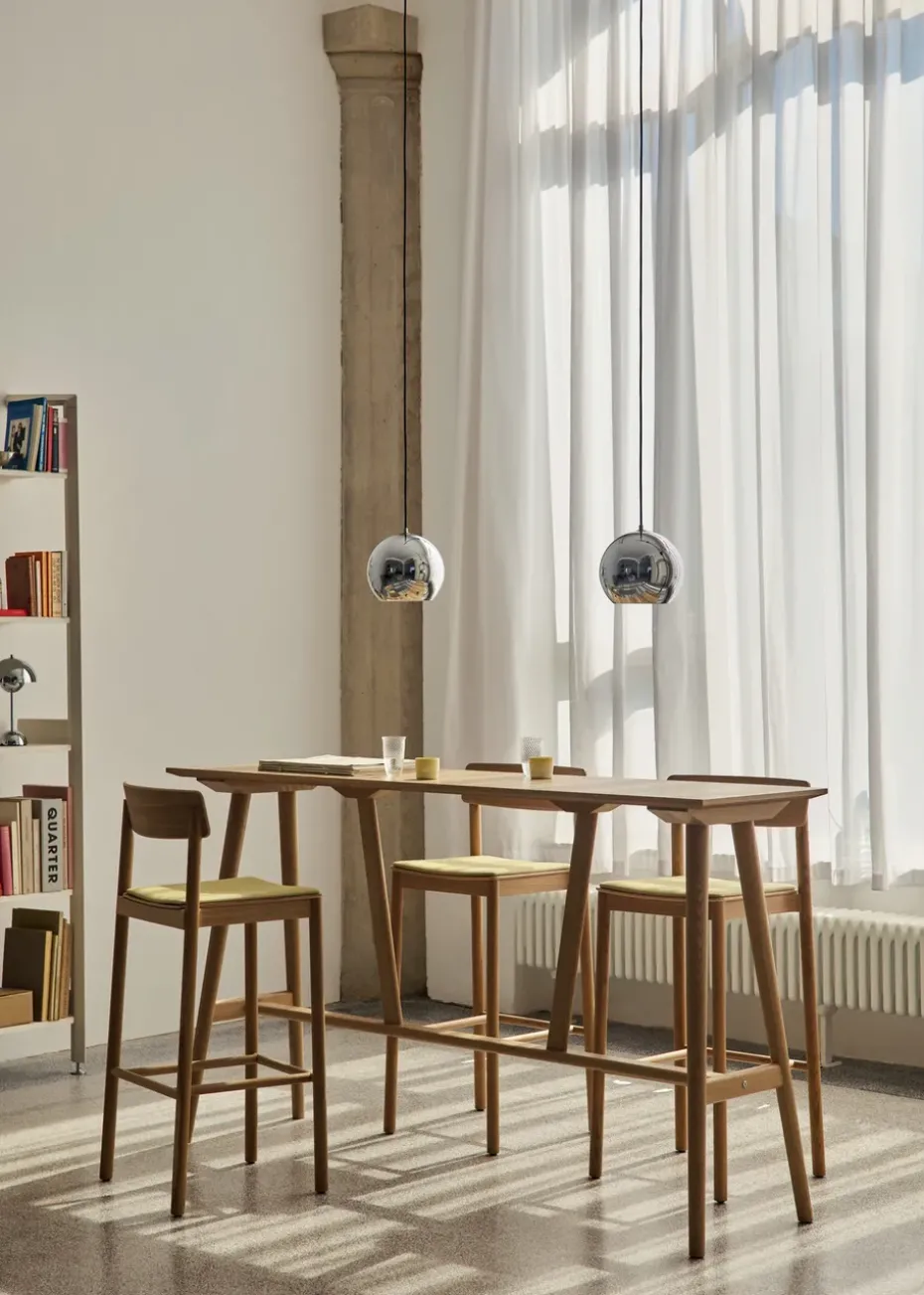 Mesa de bar In Between SK27 Bar Table 190x50x105 cm, Roble lacado