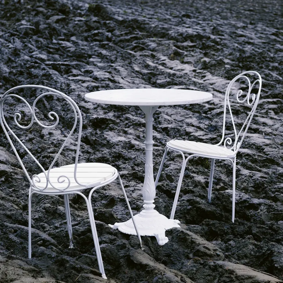 Mesa de café Classic, Mármol blanco, soporte de aluminio en bruto