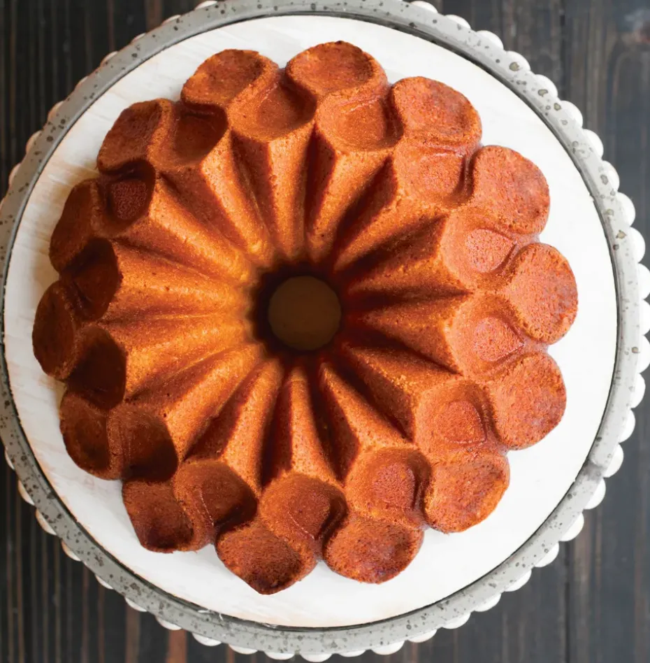 Molde de horno Nordic Ware crown bundt, 2,4 L