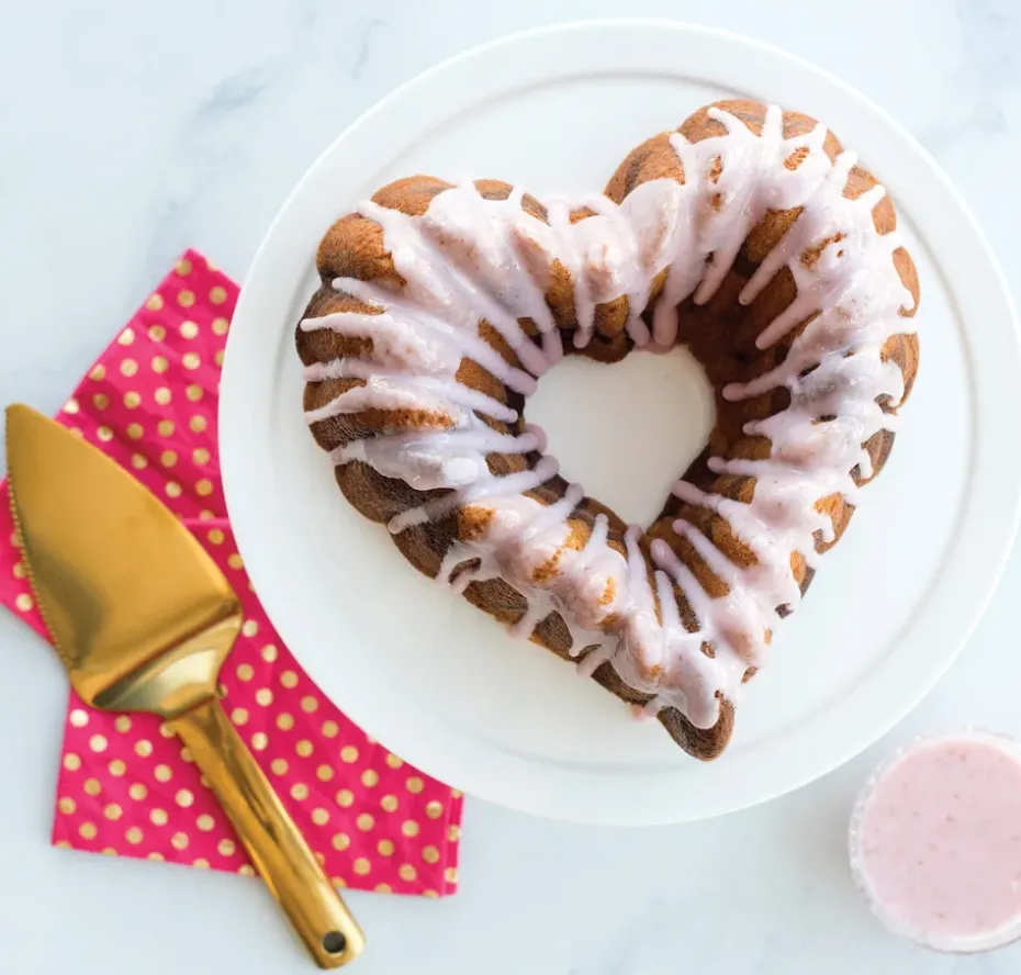 Molde de horno Nordic Ware elegant heart bundt, 2,4 L