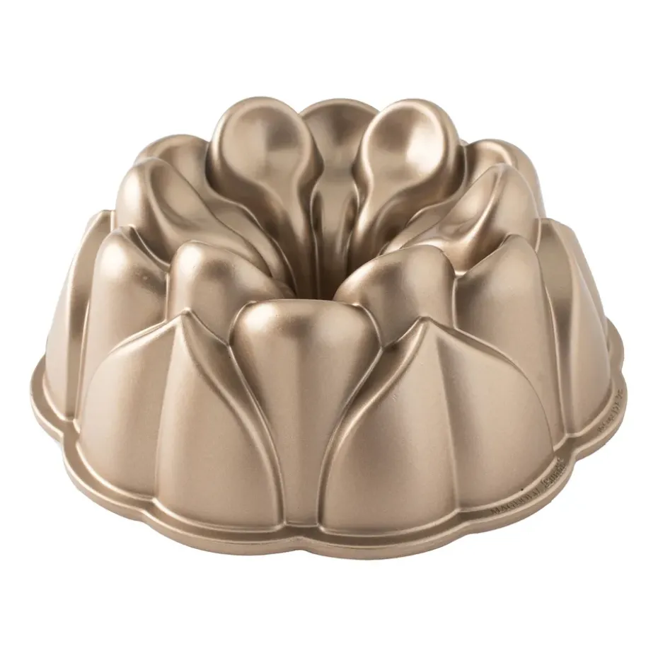 Molde de horno Nordic Ware magnolia bundt, 2,4 L