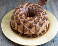 Molde de horno Nordic Ware jubilee bundt, 2,4 L