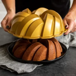 Molde de horno Nordic Ware 75th anniversary braided bundt, 2,4 L