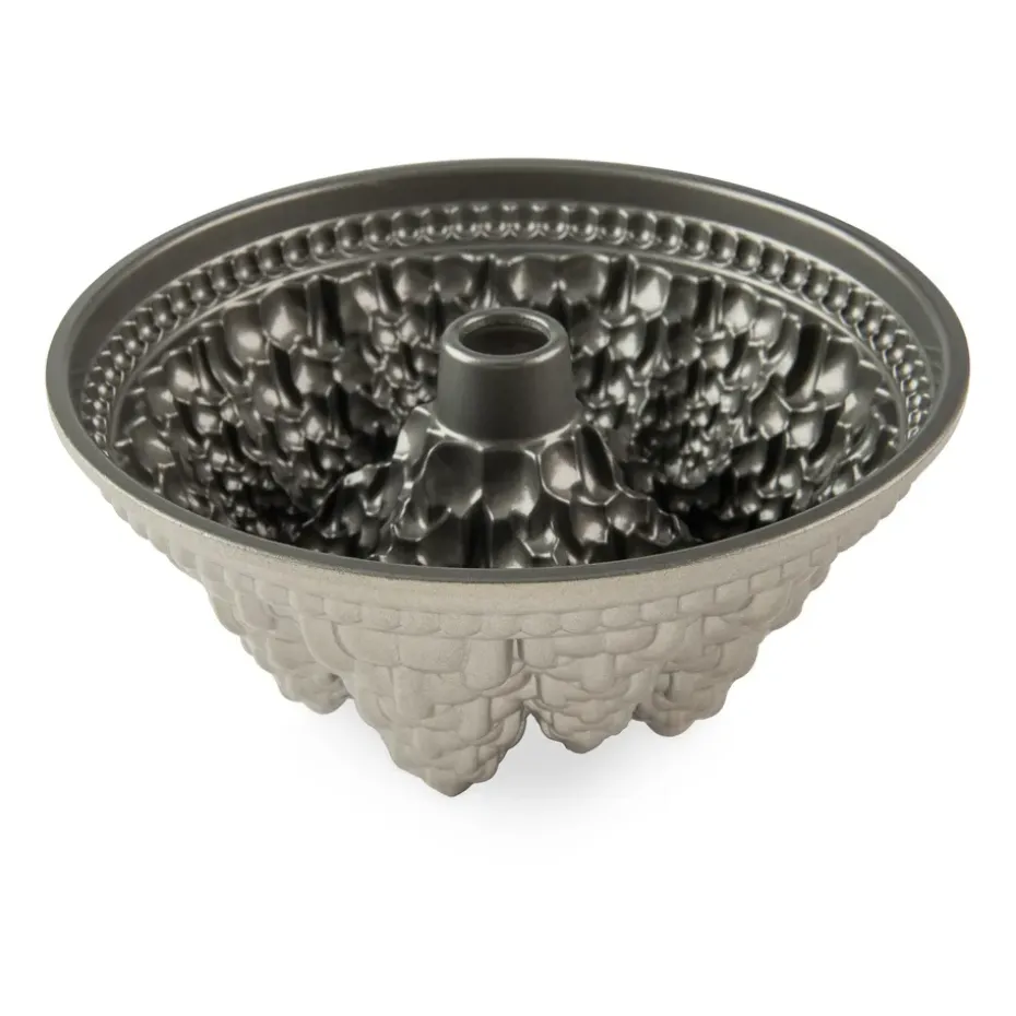 Molde de horno Nordic Ware pine forest bundt, 2,4 L