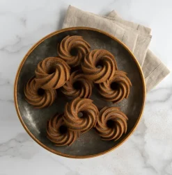 Molde Nordic Ware Heritage bundtlette, Plateado