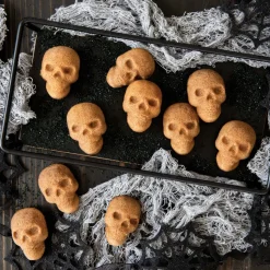 Molde Nordic Ware Skull Bites, Bronce
