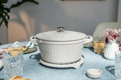 Olla Staub Twister La Cocotte 4 L, White truffle