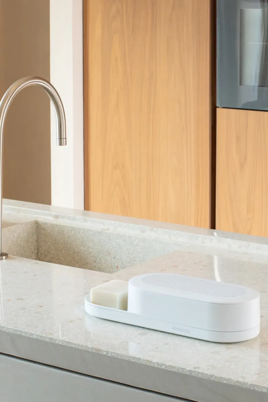 Organizador de fregadero SinkStyle, Mineral Fresh White
