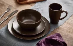 Plato Ceramic Workshop Ø26 cm, Chestnut-matte brown