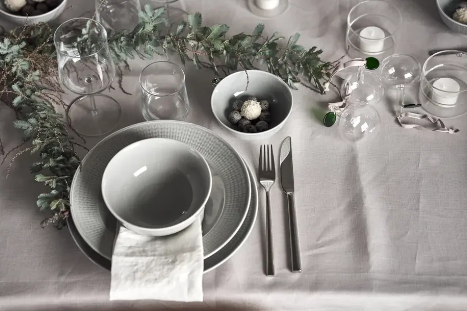 Plato Swedish Grace Ø27 cm, Niebla (gris)