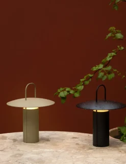 Ray Lámpara de mesa portátil, Dusty Green